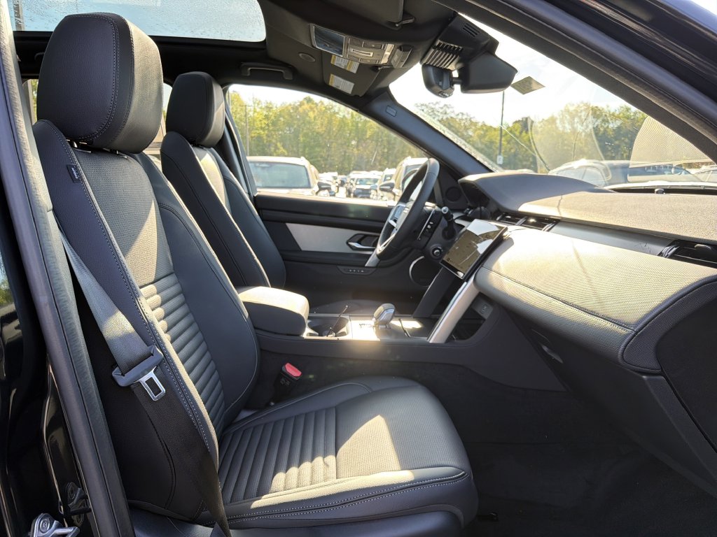 2026 Land Rover Discovery Sport Landmark - Photo 16