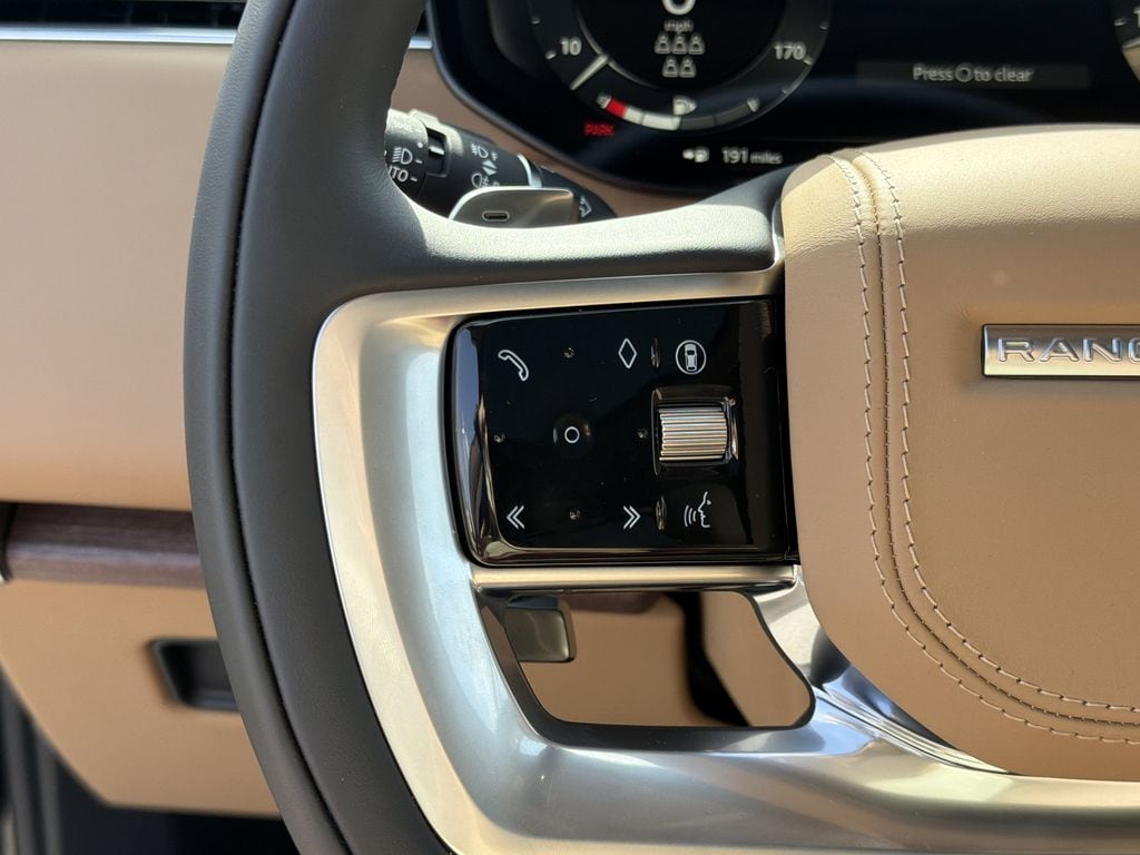 2026 Land Rover Range Rover SE - Photo 17