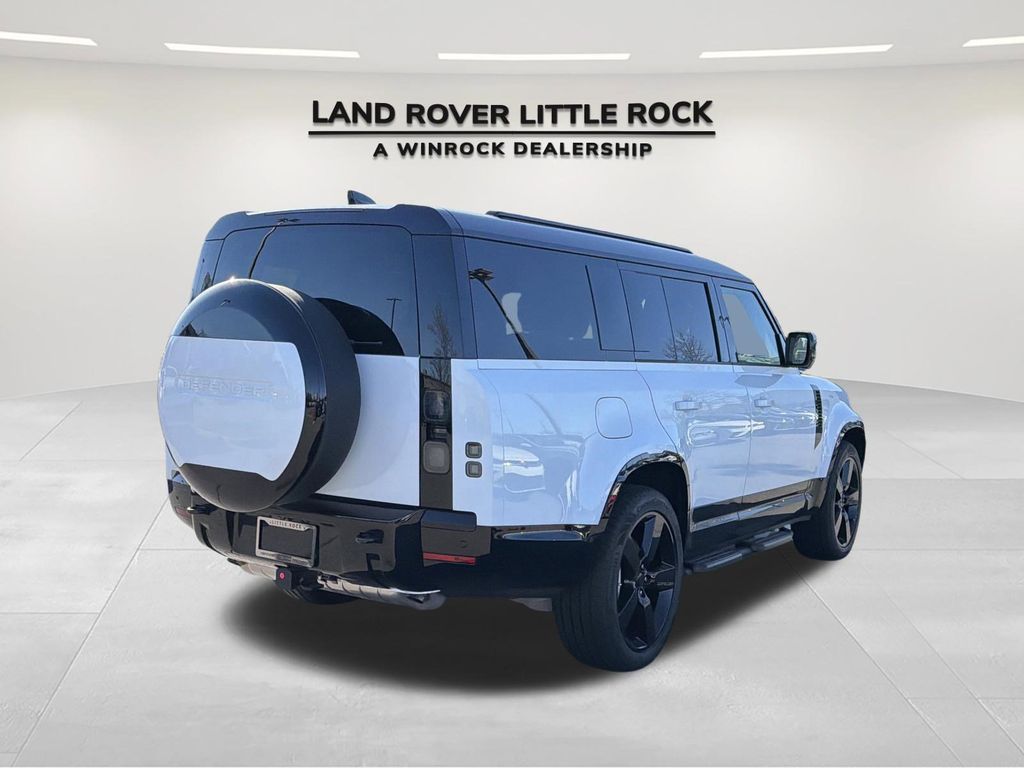 2026 Land Rover Defender X-Dynamic SE - Photo 2