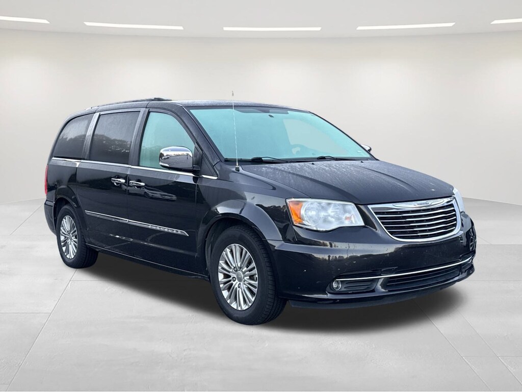 Used 2015 Chrysler Town & Country Touring-L Van