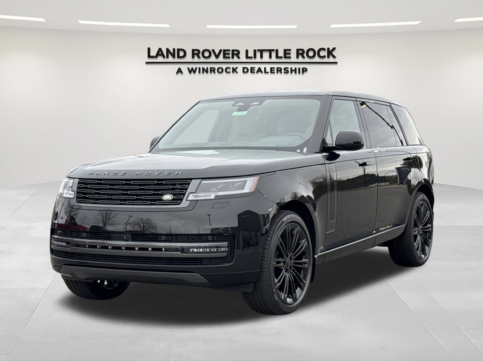 2026 Land Rover Range Rover SE's photo