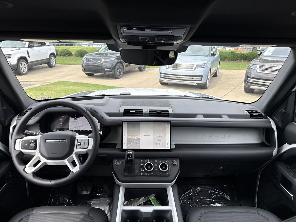 2025 Land Rover Defender X-Dynamic SE - Photo 21