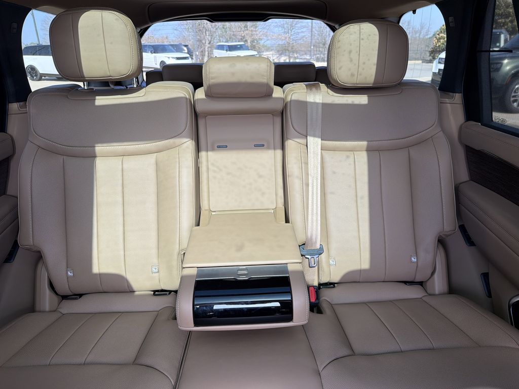 2026 Land Rover Range Rover SE - Photo 23