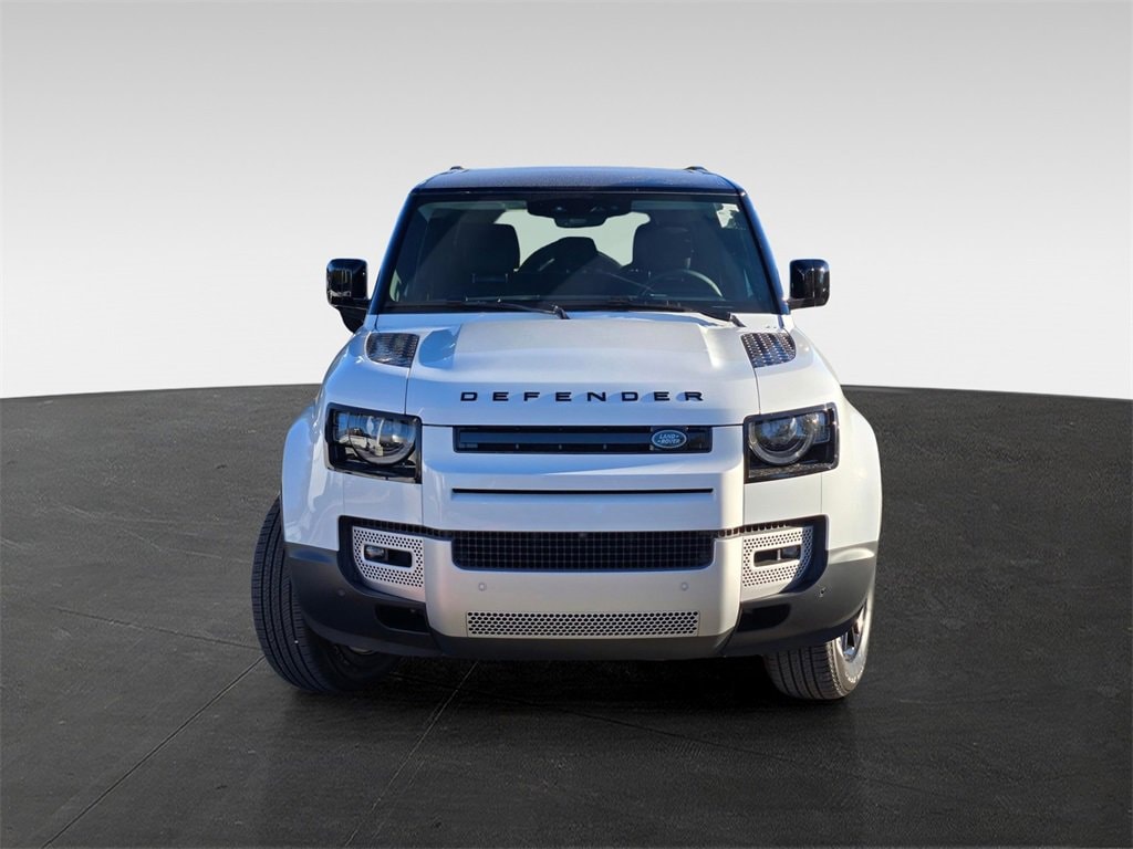 New 2025 Land Rover Defender 400PS S 110 P400 S