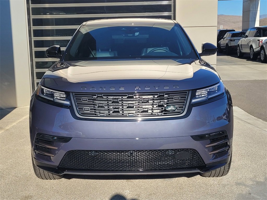 2025 Land Rover Range Rover Velar SE photo 3