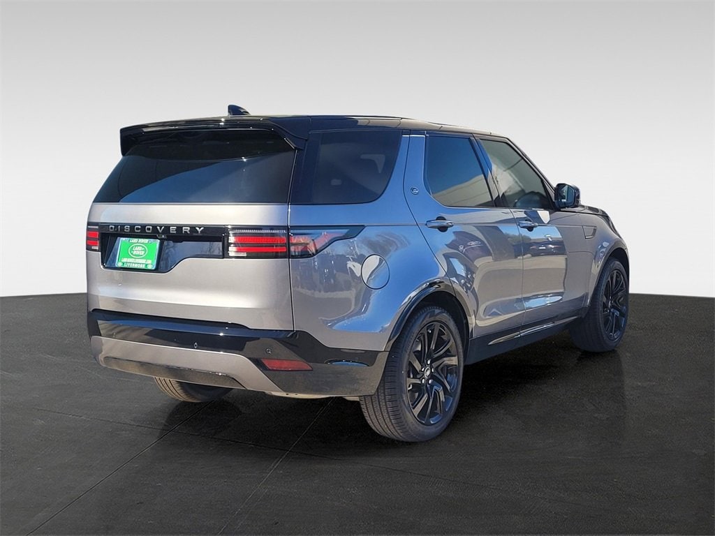 New 2025 Land Rover Discovery Dynamic SE 300PS Auto SUV