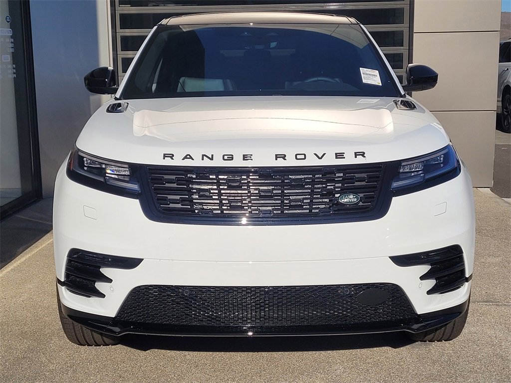 2025 Land Rover Range Rover Velar SE photo 3