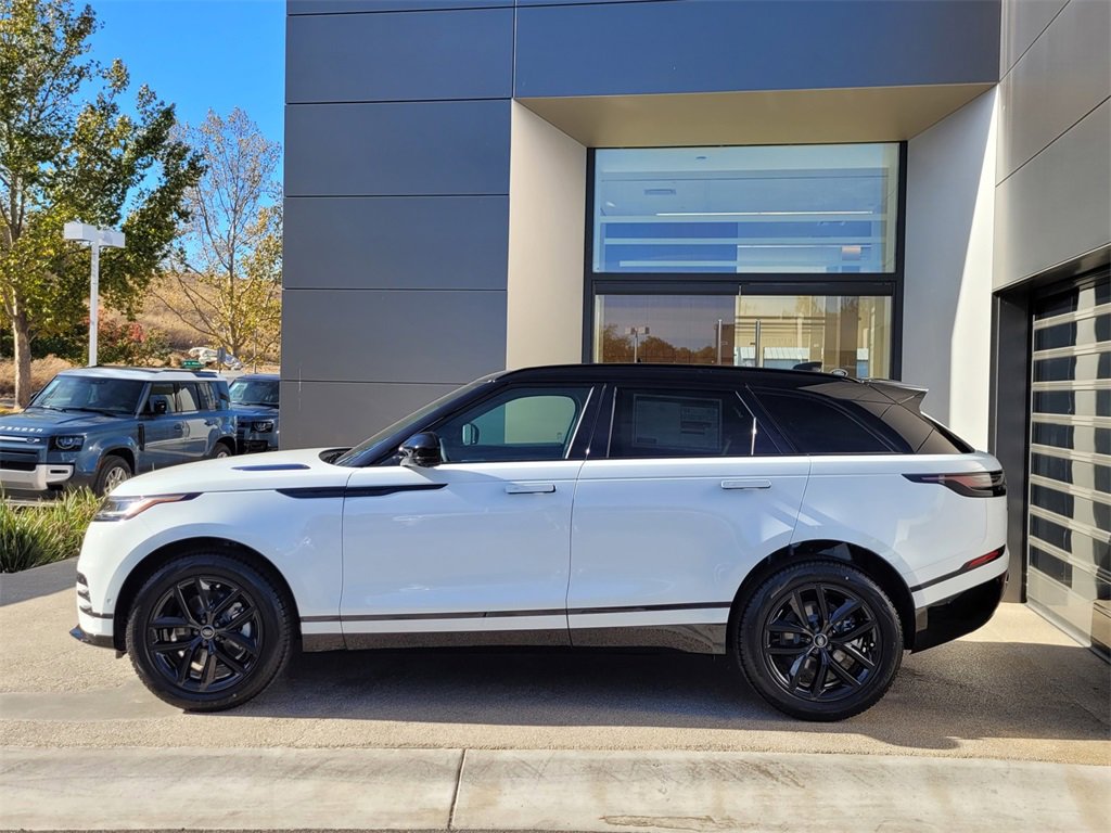 2025 Land Rover Range Rover Velar SE photo 4