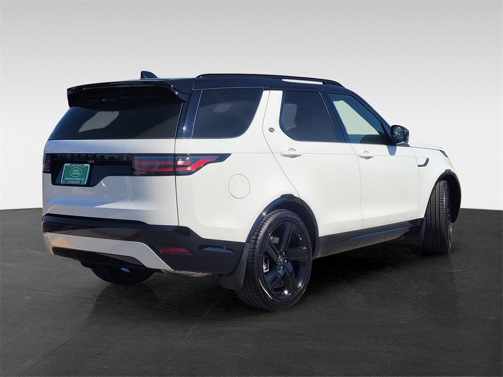 2025 Land Rover Discovery SE photo 4