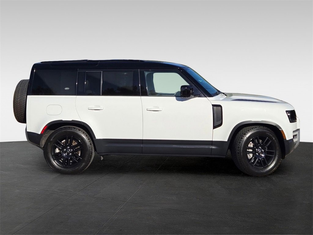 Used 2023 Land Rover Defender SE SUV