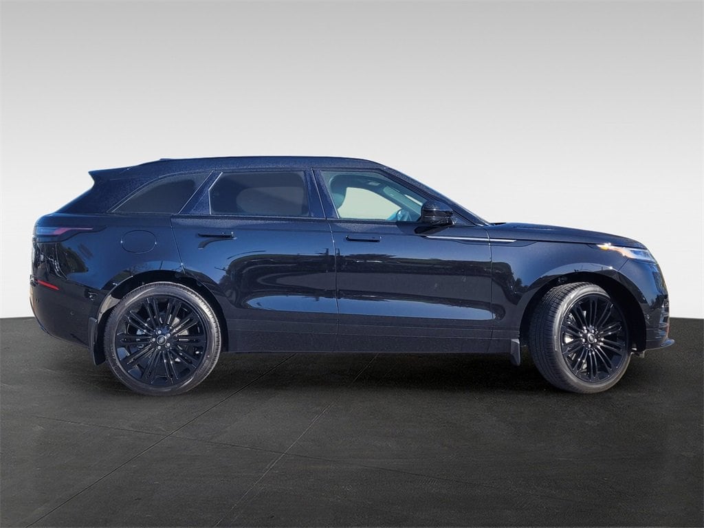 New 2026 Land Rover Range Rover Velar Dynamic SE 400PS SUV