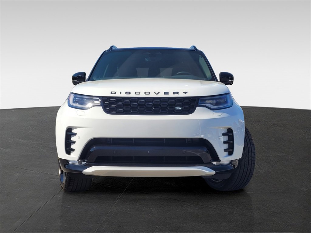 2025 Land Rover Discovery SE photo 2