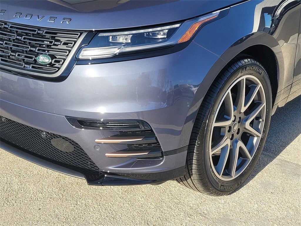 New 2025 Land Rover Range Rover Velar Dynamic SE P250 Dynamic SE