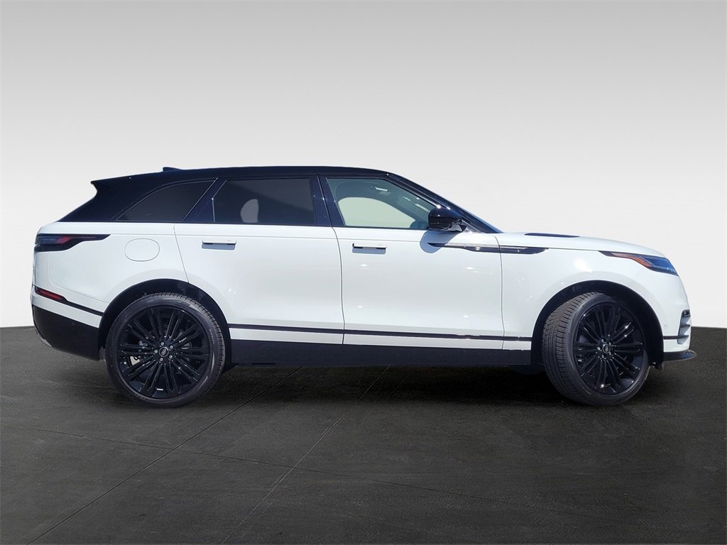 2026 Land Rover Range Rover Velar SE photo 3