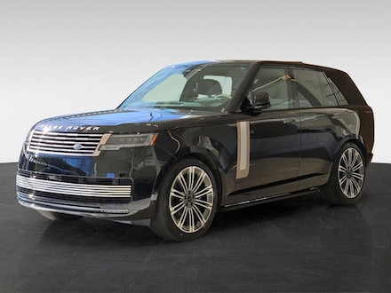 2026 Land Rover Range Rover SV SUV