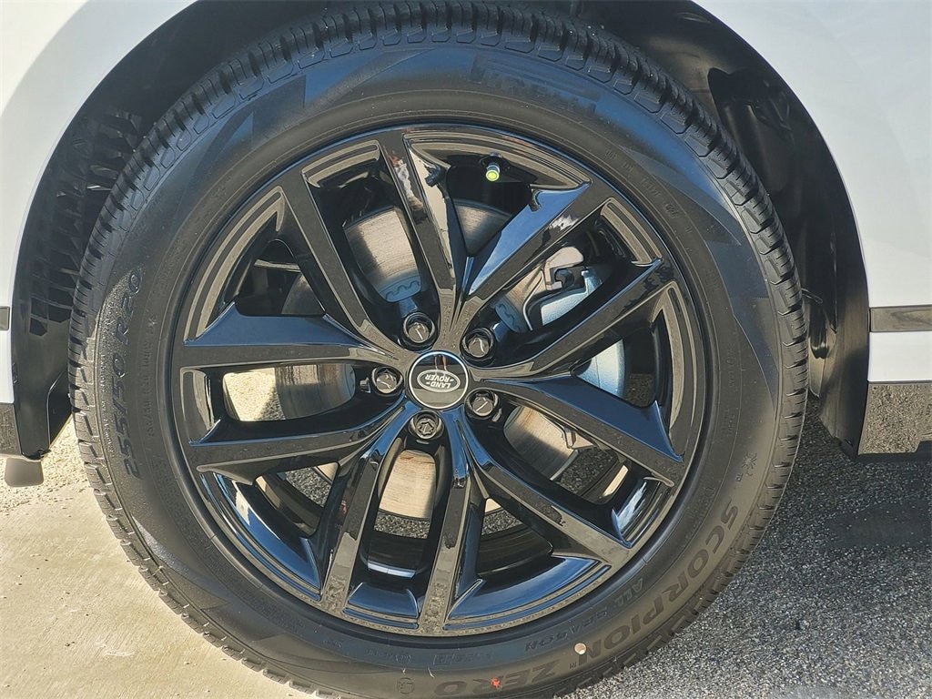 New 2025 Land Rover Range Rover Velar Dynamic SE P250 Dynamic SE