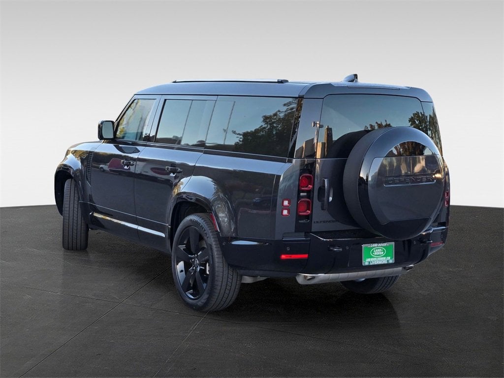 New 2025 Land Rover Defender 400PS X-Dynamic SE 130 P400 X-Dynamic SE