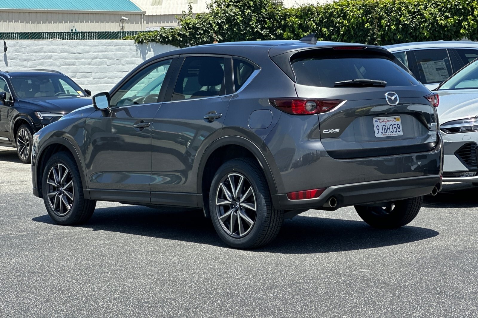 2018 Mazda CX-5 Touring photo 3
