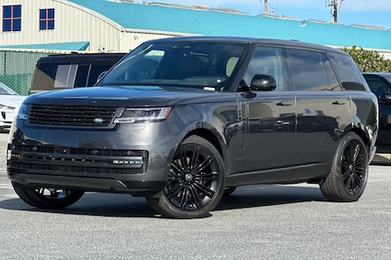 2025 Land Rover Range Rover SE SUV