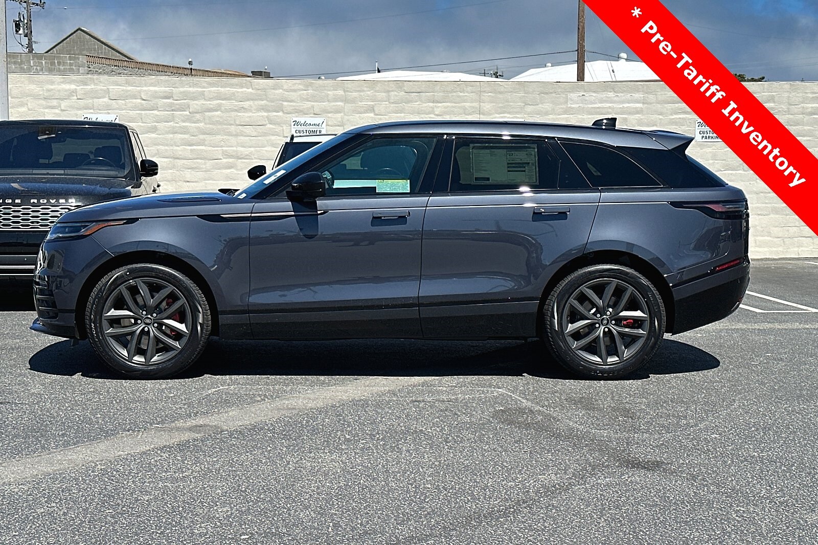 2024 Land Rover Range Rover Velar SE photo 2