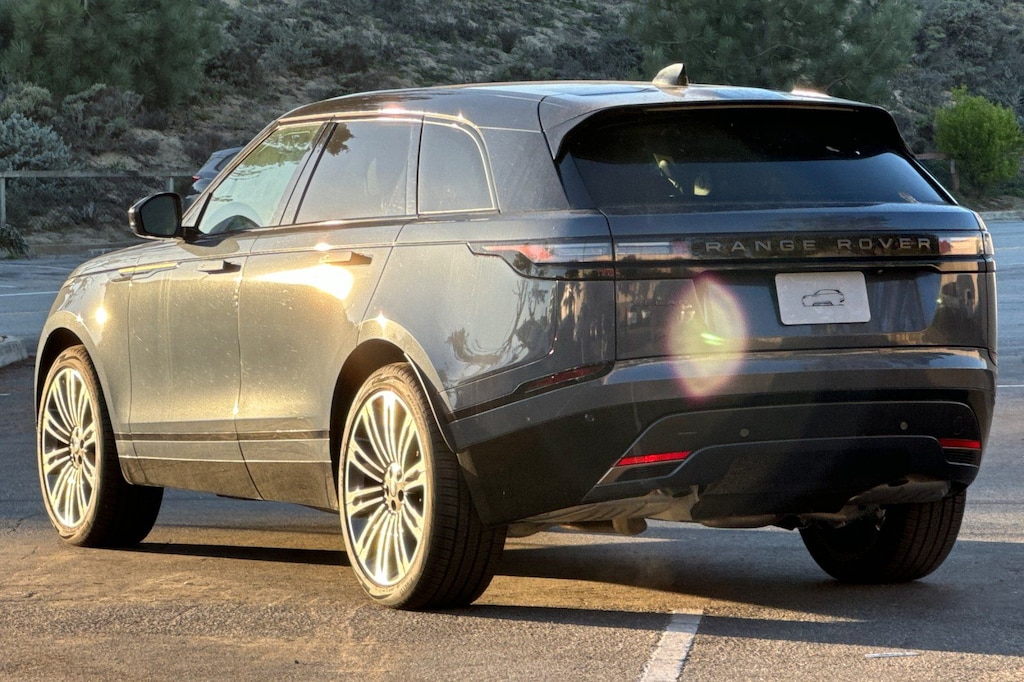 New 2024 Land Rover Range Rover Velar Dynamic HSE SUV