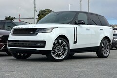2025 Land Rover Range Rover SE SUV