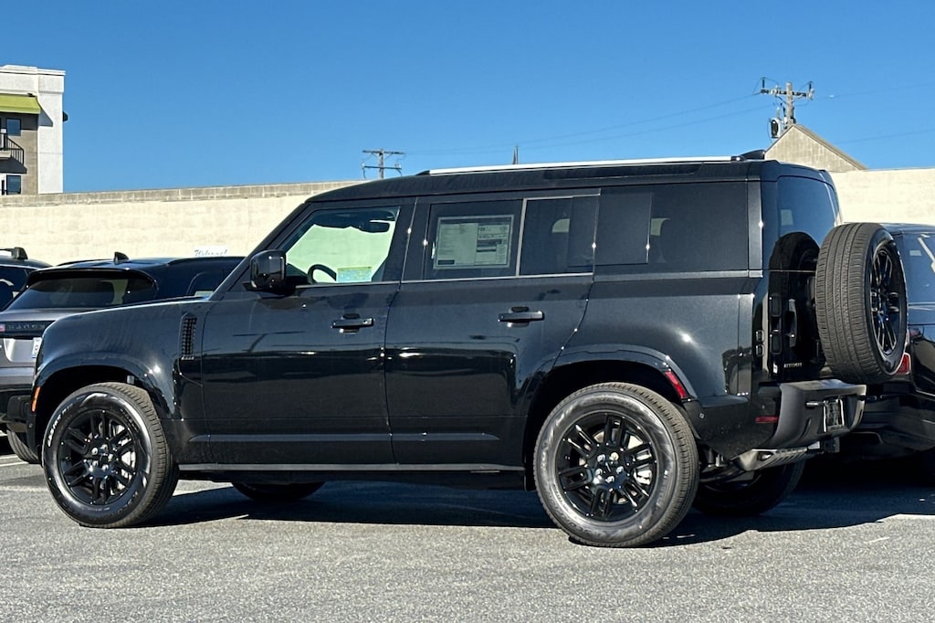 New 2026 Land Rover Defender 110 400PS X-Dynamic SE SUV