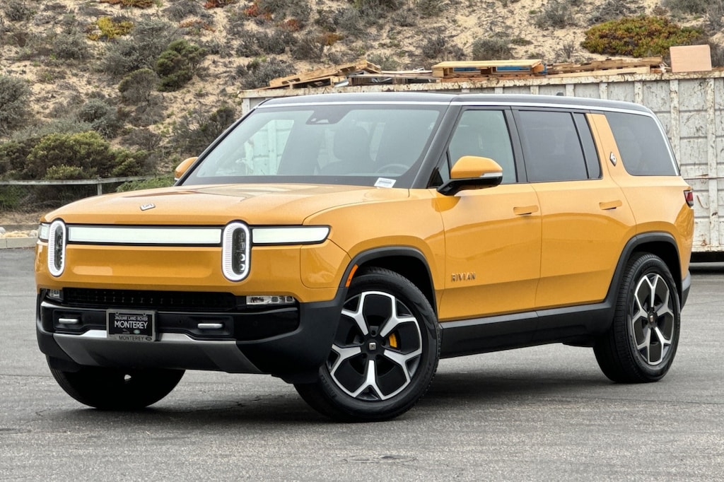 Used 2023 Rivian R1S Adventure SUV