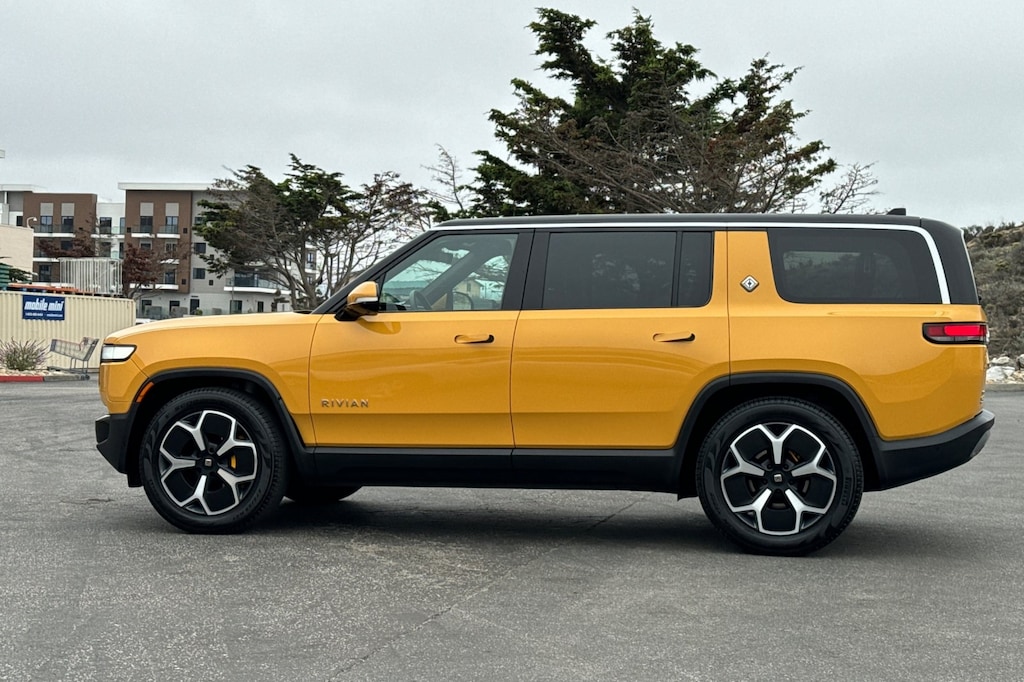Used 2023 Rivian R1S Adventure SUV