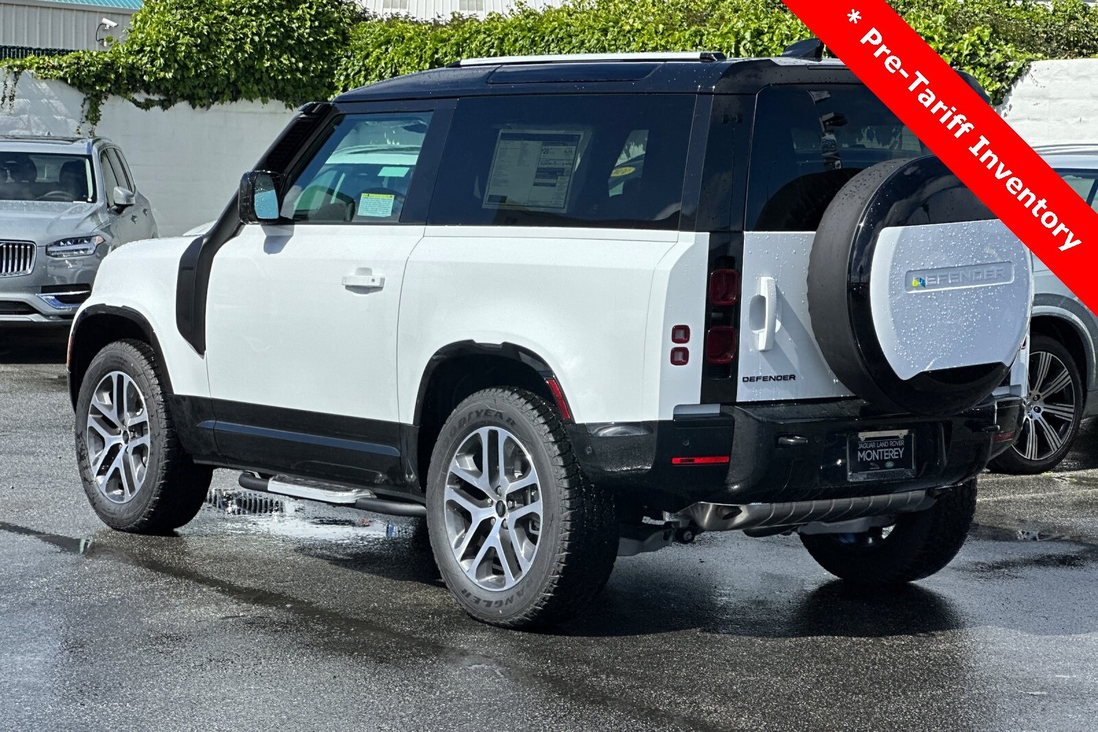 2024 Land Rover Defender 90 X-Dynamic SE photo 3