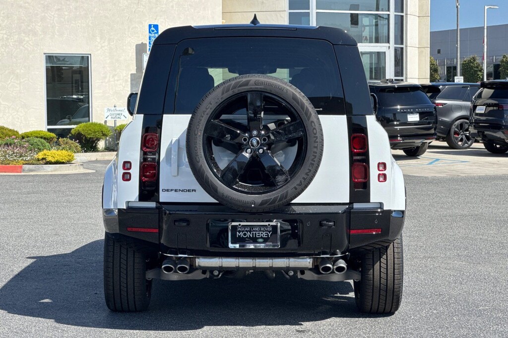 New 2025 Land Rover Defender 110 X-Dynamic SE SUV