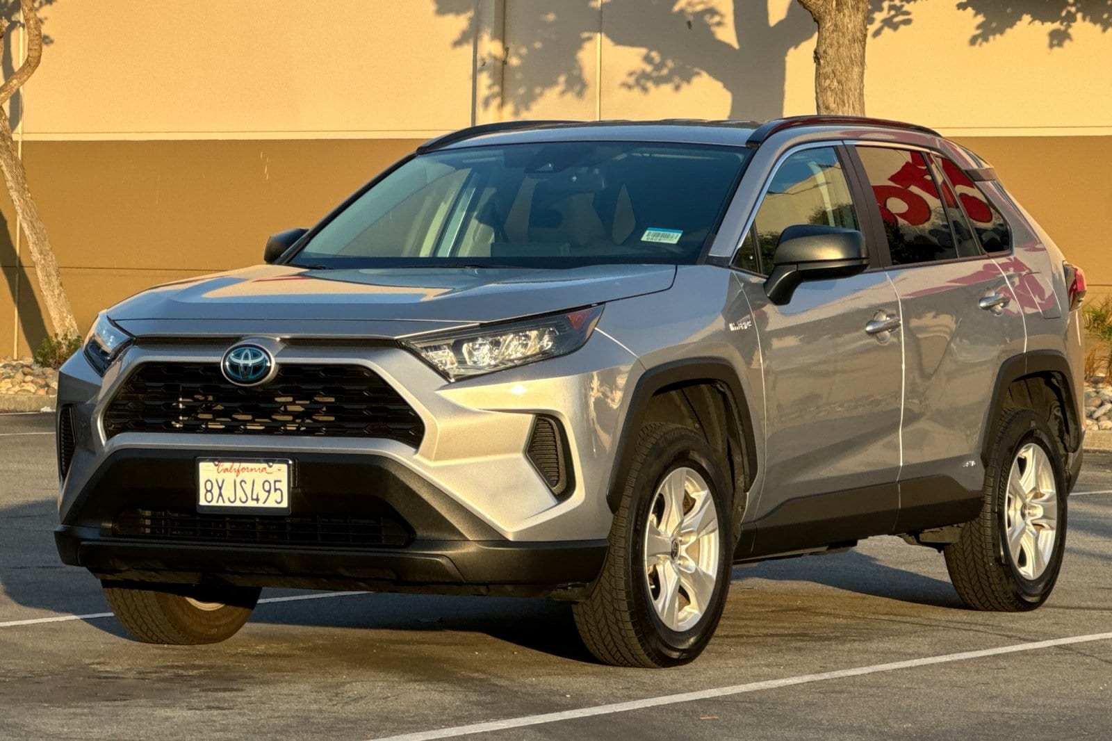 2021 Toyota RAV4 LE