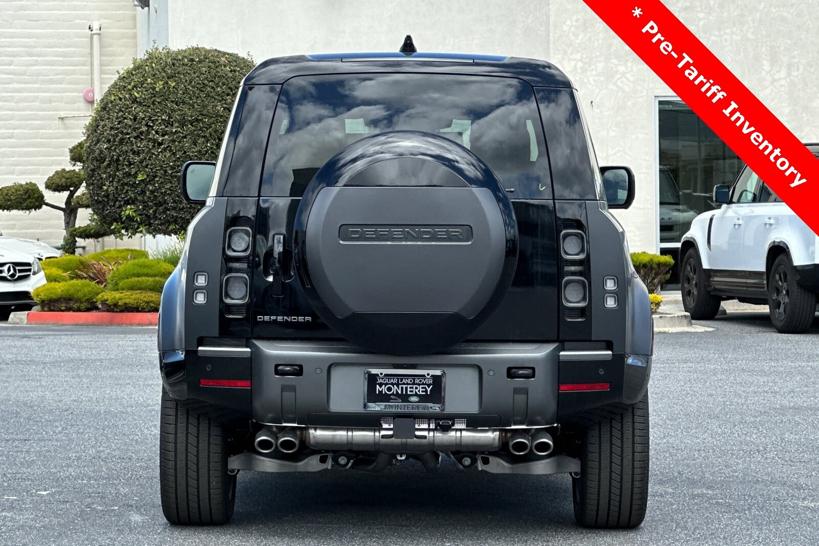 2024 Land Rover Defender 90 Carpathian Edition photo 4