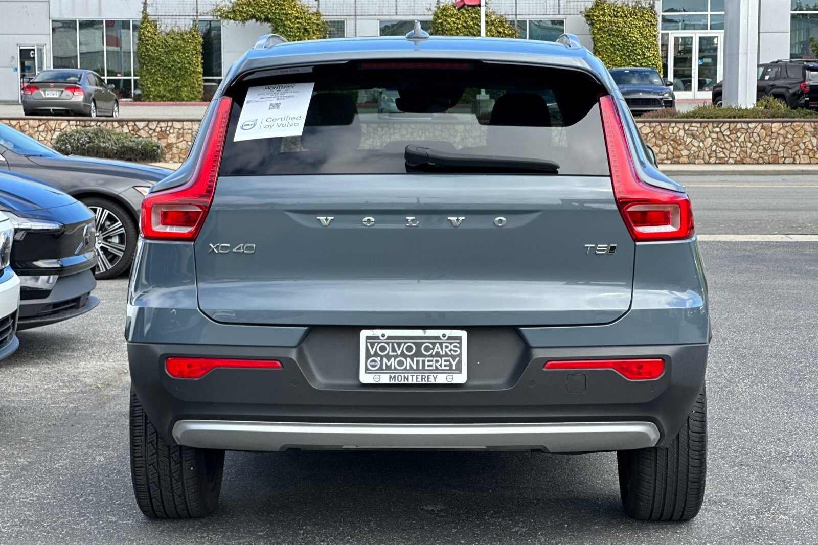 2022 Volvo XC40 T5 Inscription photo 3