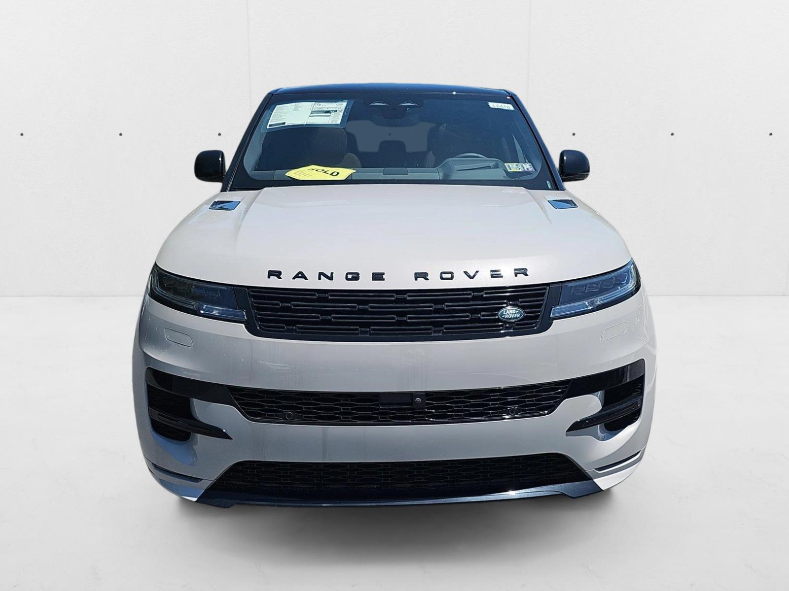 2025 Land Rover Range Rover Sport SE photo 2