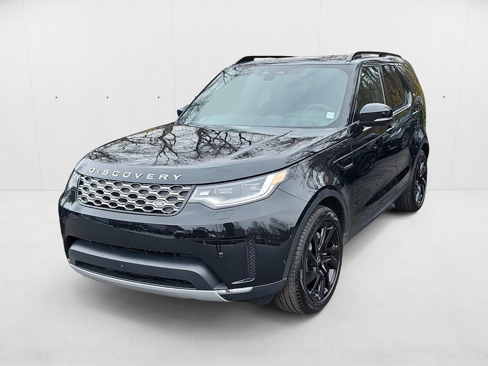 2025 Land Rover Discovery P300 S's photo