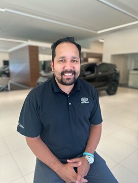 Staff member Jeffrey Urbina from ID_4b7dc15b53d3