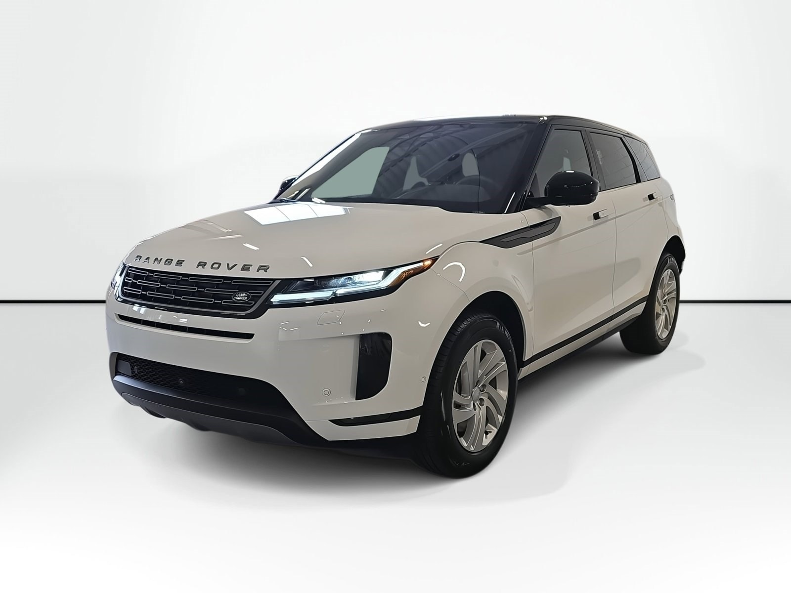 2026 Land Rover Range Rover Evoque S's photo