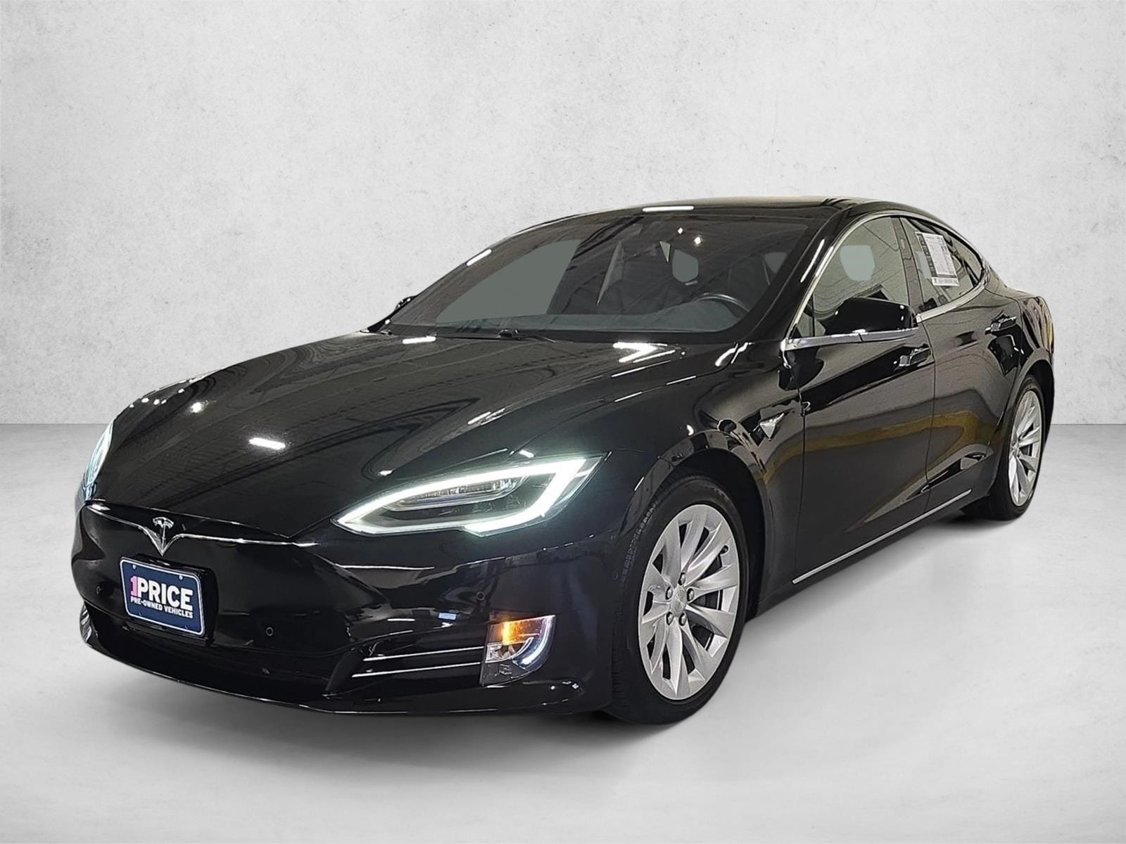 2020 Tesla Model S Long Range's photo