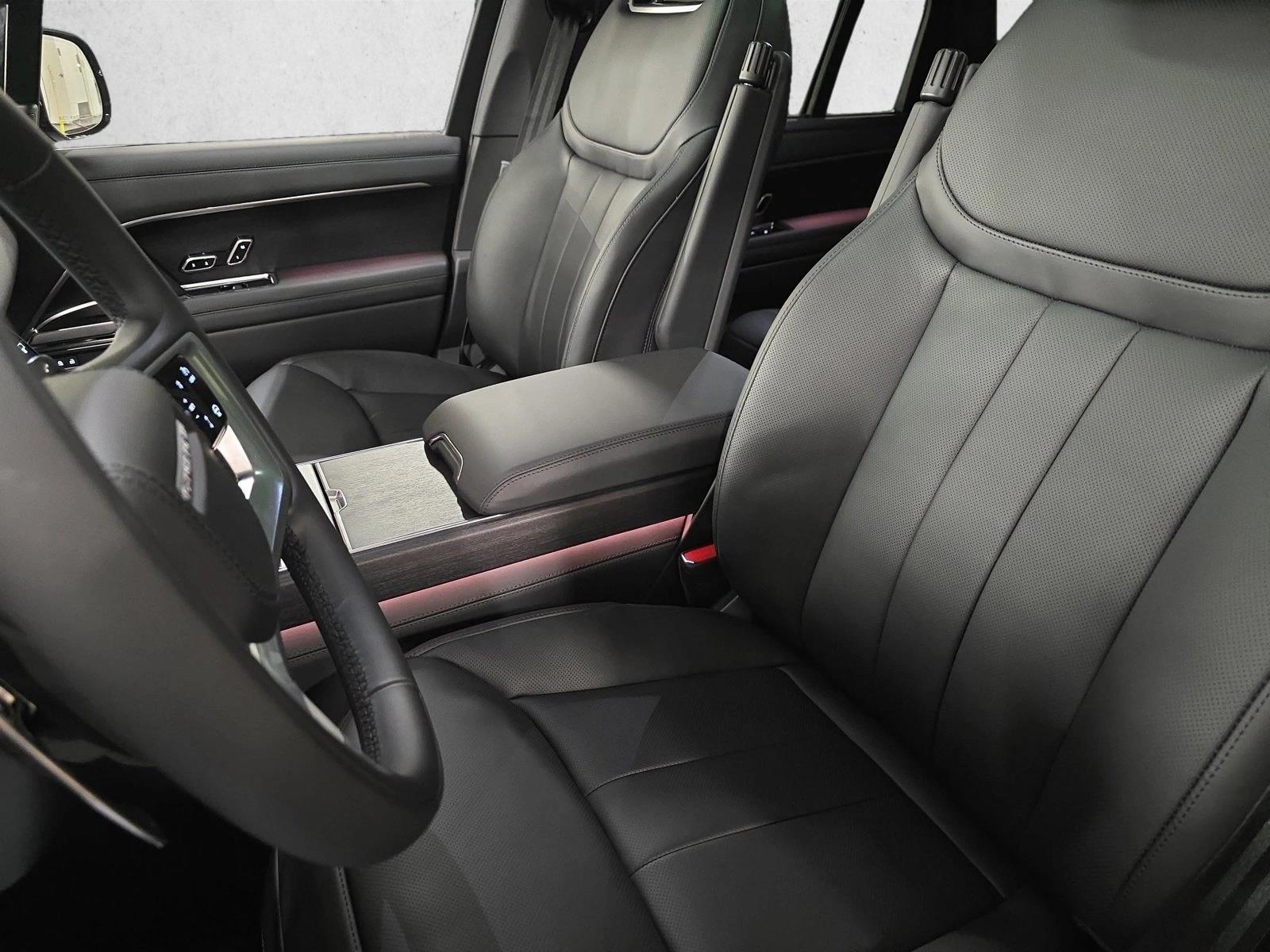2026 Land Rover Range Rover SE - Photo 17