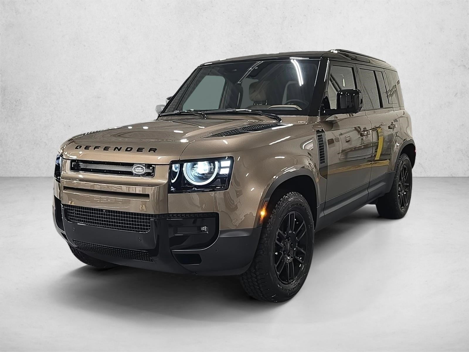 2026 Land Rover Defender S's photo