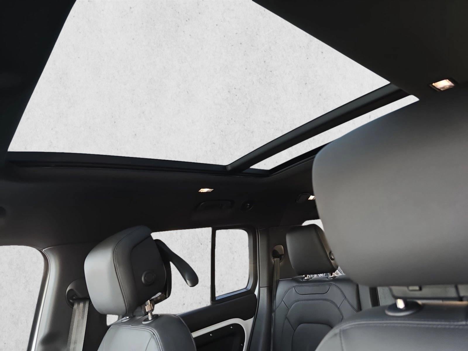 2026 Land Rover Defender X-Dynamic SE - Photo 27