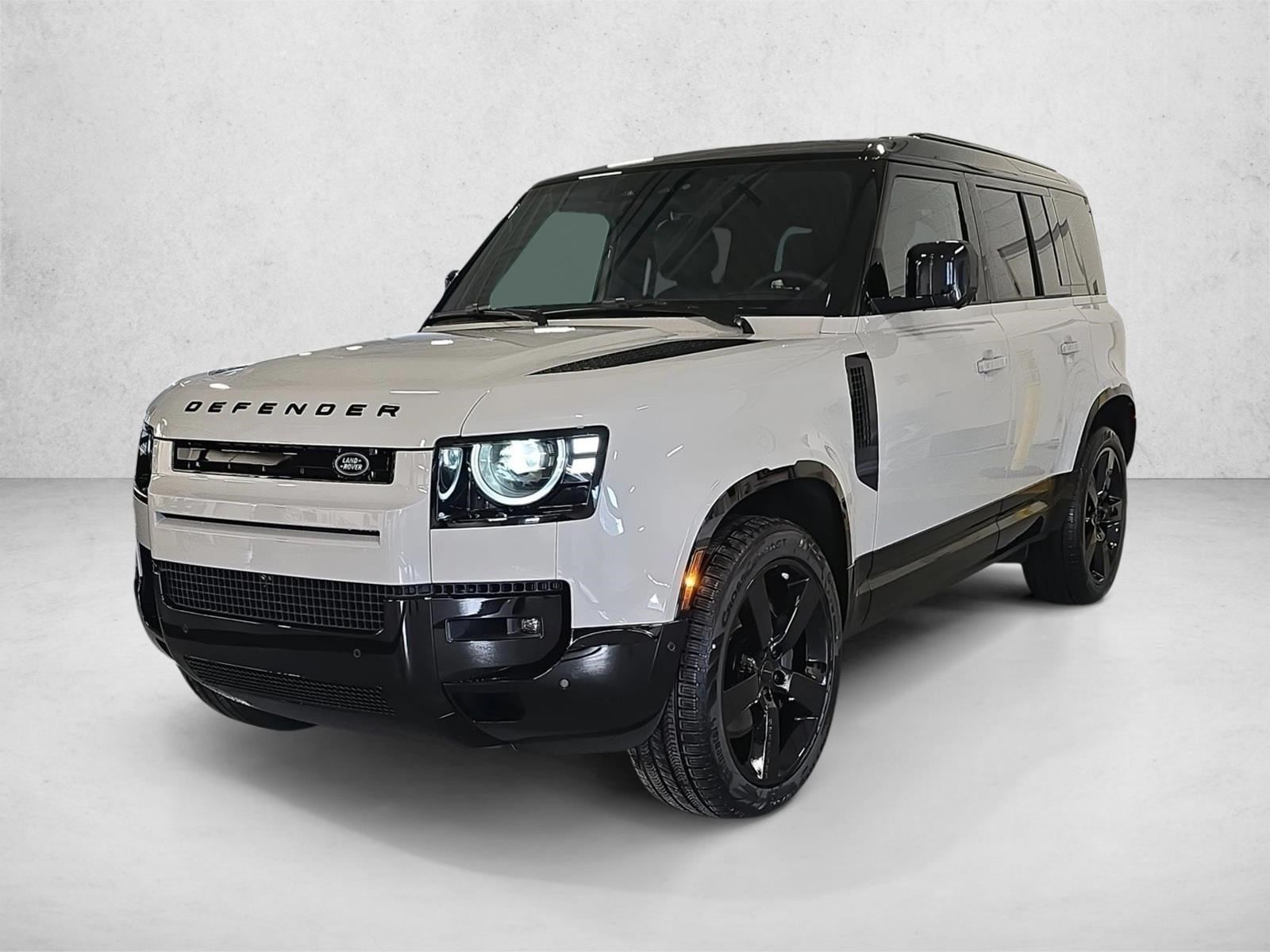 2026 Land Rover Defender X-Dynamic SE's photo