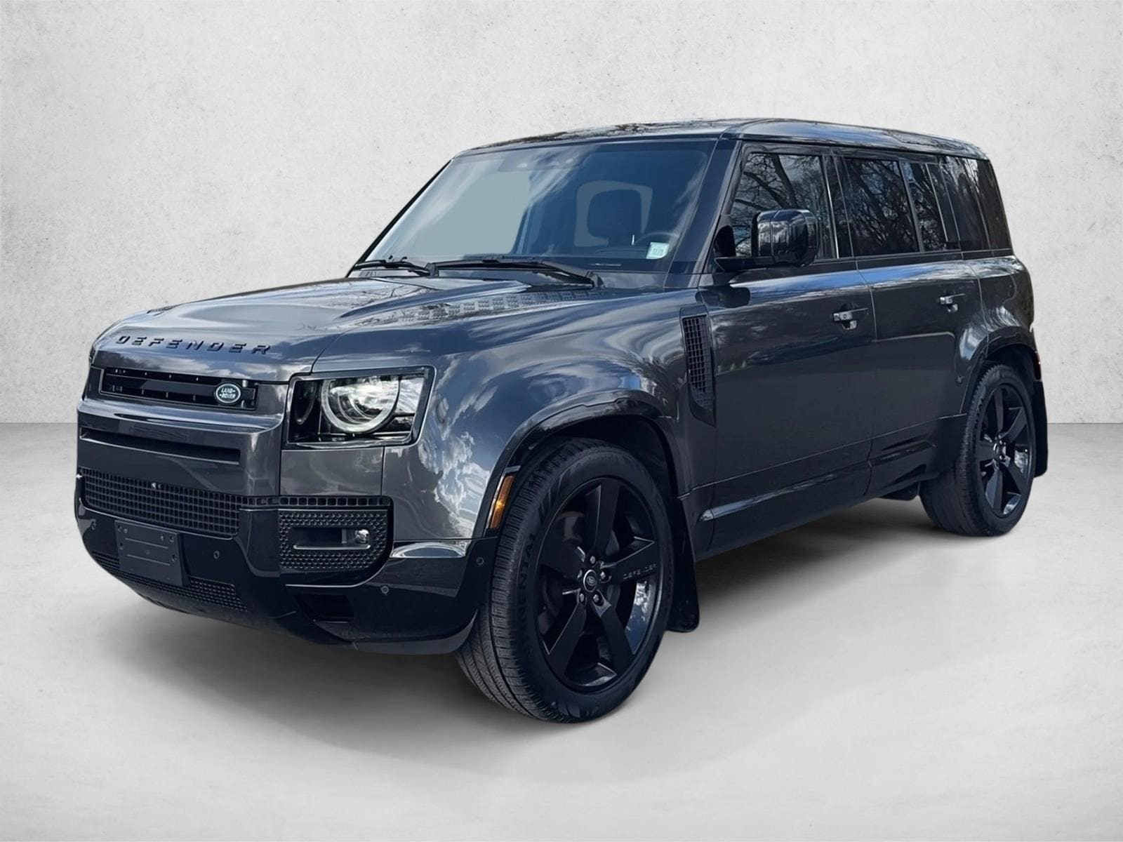 2025 Land Rover Defender X-Dynamic SE's photo