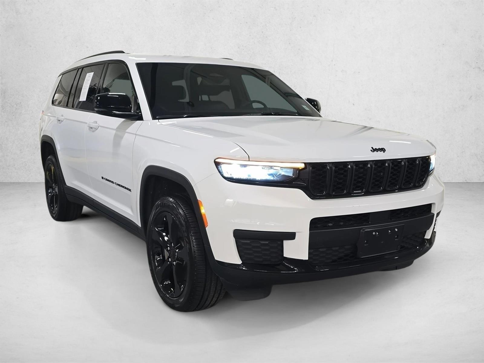 2024 Jeep Grand Cherokee Altitude X photo 3