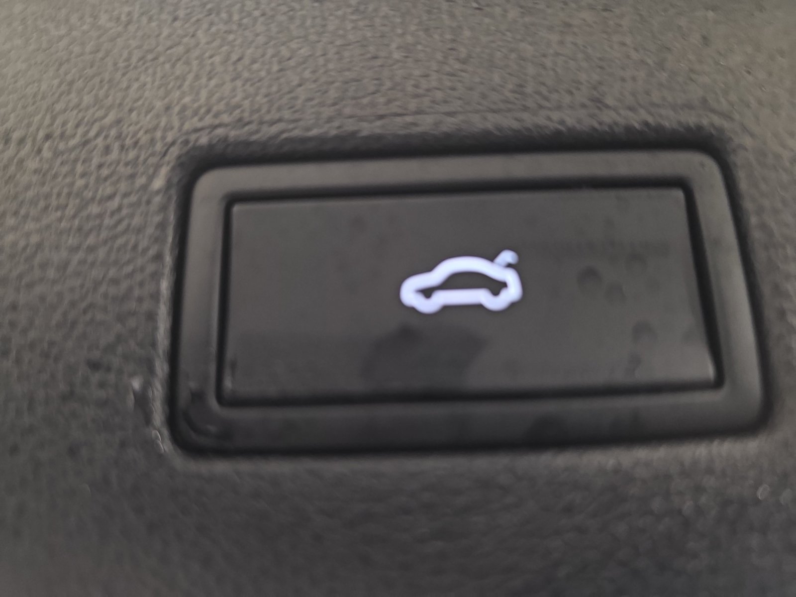 2024 Volkswagen Tiguan SE - Photo 13