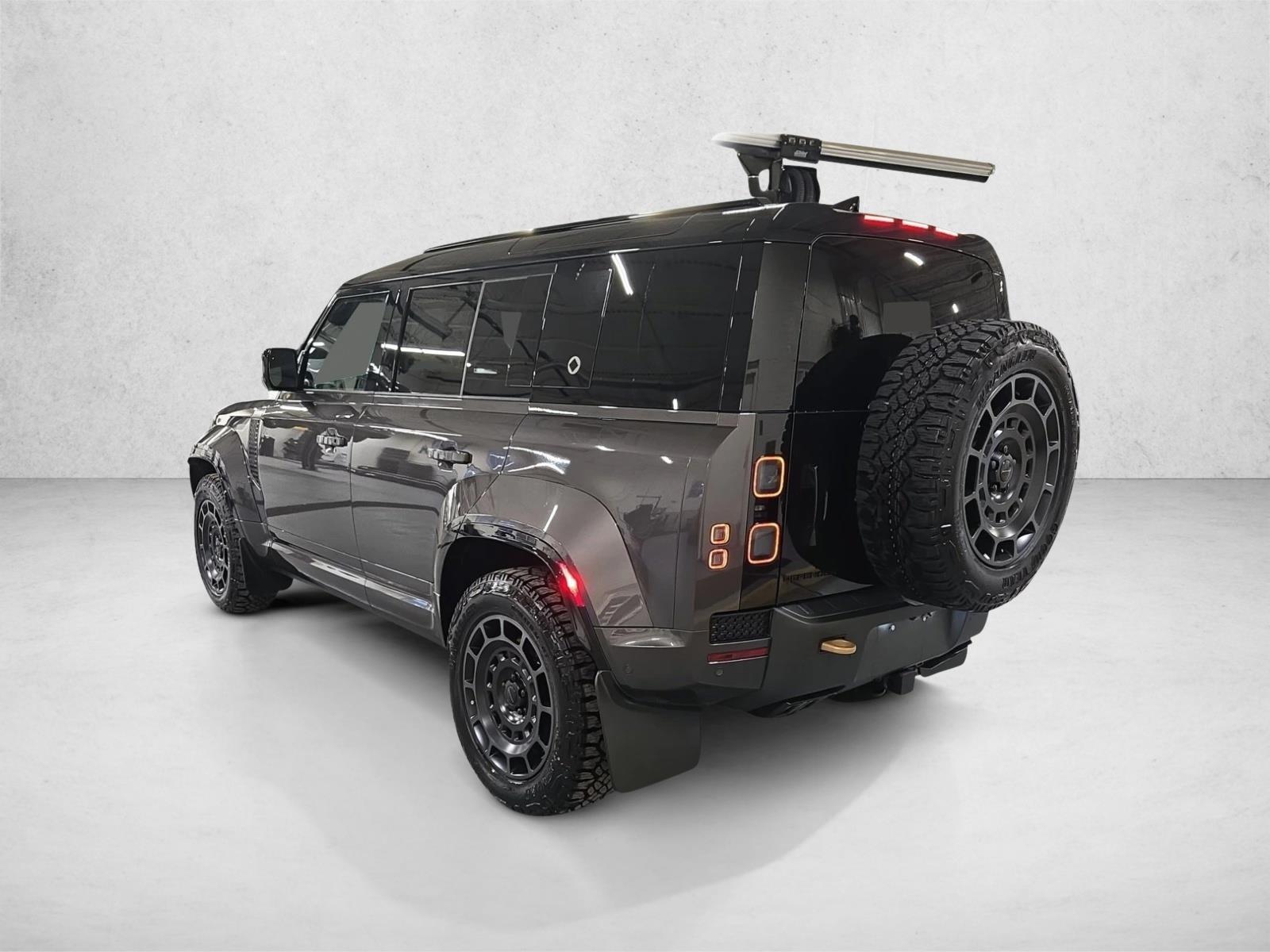 2026 Land Rover Defender OCTA - Photo 7