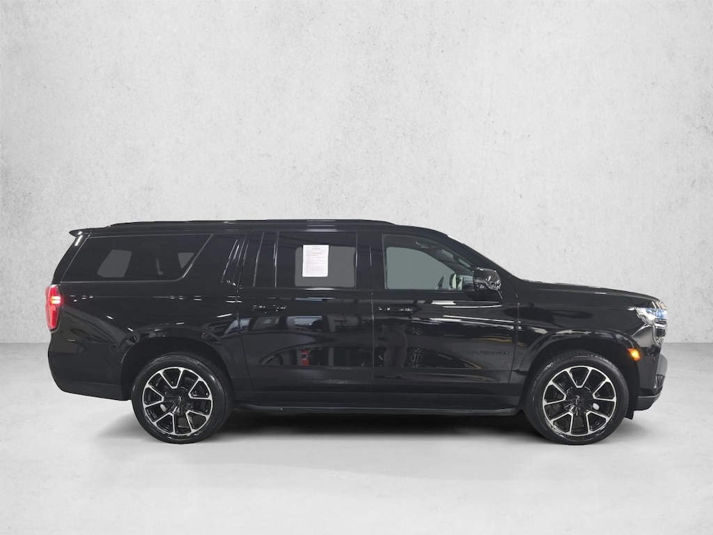 Used 2022 Chevrolet Suburban RST Sport Utility