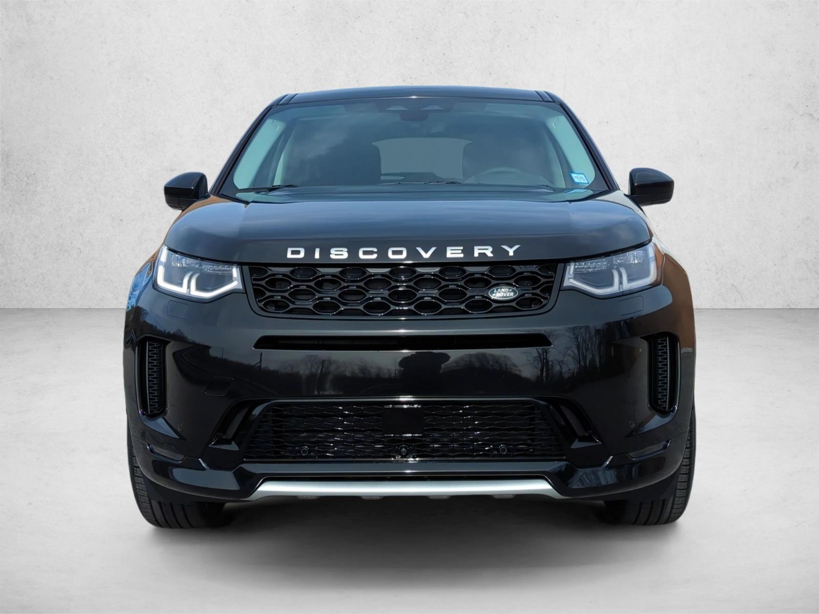 2024 Land Rover Discovery Sport S photo 3