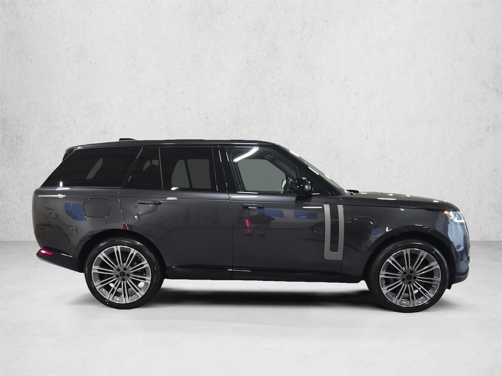 New 2026 Land Rover Range Rover SE Sport Utility